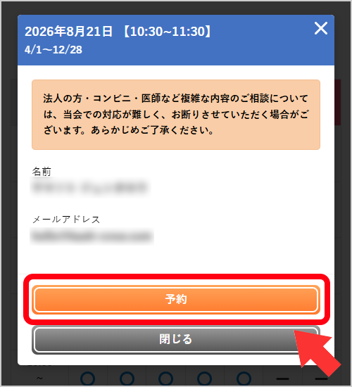 �\��